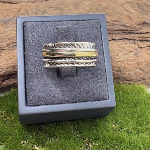 Bague méditation à chevrons