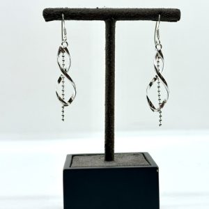 Boucles d'oreilles avec chaîne boule en argent