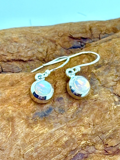 Boules d'oreilles en argent 925 avec opale