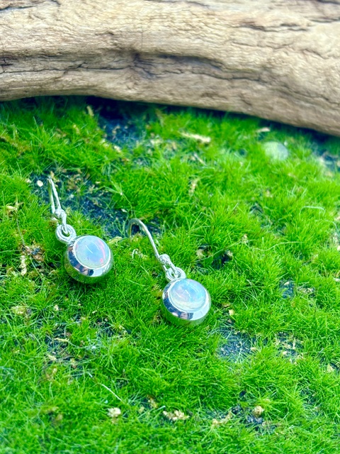 Boules d'oreilles en argent 925 avec opale – Image 2